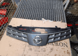 Nissan note E11 2007 r atrapa grill 1