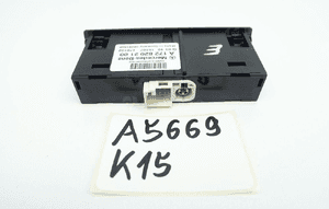 GNIAZDO USB HUB MERCEDES W156 W176 W117 2