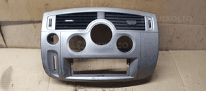 Kratka nawiewu środkowa Renault Scenic II 1