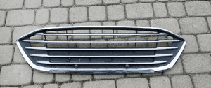 ZDERzak przód gril focus mk 4 lift 10