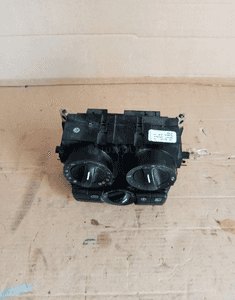 Panel nawiewu klimatyzacji klimy Mercedes Vito 639 A6394461328KZ 2
