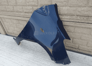 Błotnik prawy przedni toyota yaris 2 ii 2005-2012 2
