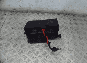 VOLVO V40 D3 2014R SKZYNKA BEZPIECZNIKÓW 1,6D 1