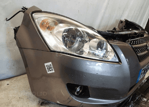 Kompletny przód, zderzak przód, pas przedni, ćwiartki, fartuchy podłużnice kia ceed 1.6 crdi diesel halogeny lampy 8Q piaskowy 5
