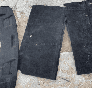 MERCEDES S 221 tapicerka bagażnika dywan boczek 4