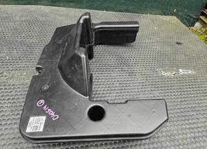 Głośnik 8K9035382B Basowy Subwoofer Tuba Bang & Olufsen Audi A4 B8 A5 Sedan Kombi 4