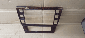 Ramka radia konsoli dekor drewno Skoda Superb I 3U0858069H 3