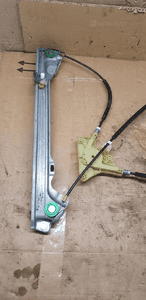 Mechanizm szyby prawy przód Renault Laguna III 3 807000002R 3
