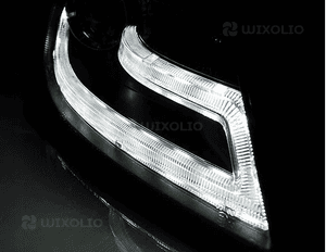 LAMPY Reflektory  AUDI A4 B8 OD 2008 DO 2011 XENONDO DO JAZDY DZIENNEJ DRL 3