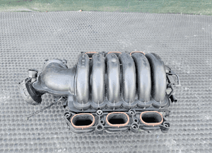 Kolektor Ssacy Nastawnik Czujnik Kolektora Gruszka Kompletny 3.2 FSI V6 AUK  Audi A4 B7 VW 36