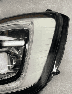 Lampa lewy przod renault master iv 4 260607867R fv 6