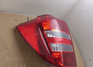 Lampa lewy tył lewa dolna w błotnik kia ceed i sw kombi 06-09 2