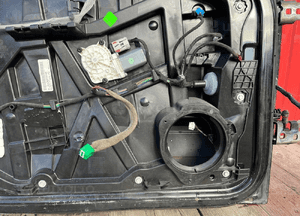 Jeep cherokee liberty kk mechanizm szyby lewy przód bdb 3