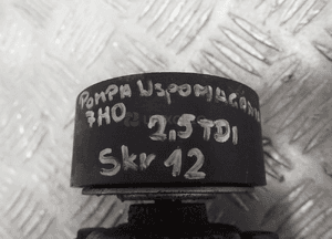 POMPA WSPOMAGANIA 7H0 2,5 TDI 3