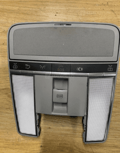 Mercedes S 221 cl 216  lampka podsufitki pod szyberdach 4