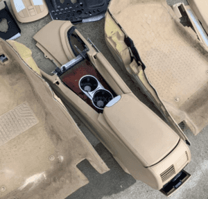 mercedes gl ml 164 podłokietnik skora drewno dekor  beżowy czarny 21