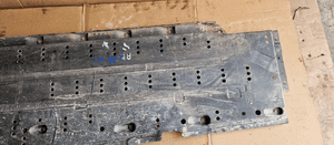Osłona płyta podwozia prawa Audi A4 B6 8E0825208B 3