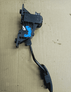 Mitsubishi Grandis 2.0 DiD D pedał potencjometr gazu 7618-0033 1