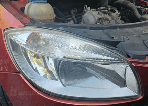Skoda Fabia II 2 lampa przód przednia  prawa 1