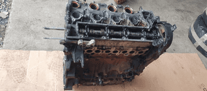 Silnik blok silnika słupek Fiat Scudo Jumpy Expert Ulysse 2.0 HDI PSA RHK 5