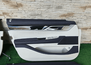 Tapicerka tapicerki drzwi bmw 7 G12 4