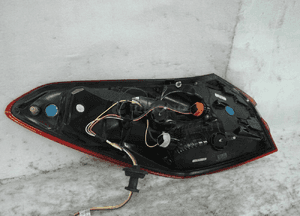 Ford focus MK4 lift lampa tylna prawa 5