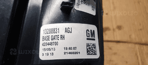 Lampa prawy tył tylna prawa Opel Zafira C 13288831 7
