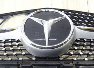 Mercedes c klasa W205 amg atrapa grill A2058802004 a2058800507 4