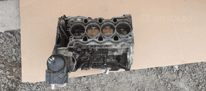 Silnik blok silnika słupek BMW 3 E46 1.8i N42B18AB 1