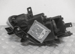 Lampa przednia przód prawa alfa romeo giulietta xenon led 00505530710 2010- 18