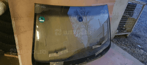 Szyba czołowa przód przednia grzana pod sensor VW Touareg AS1 05r 5