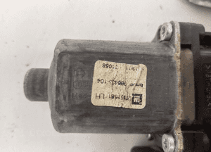 Podnośnik szyby lewy przód opel astra j 915722-103 4