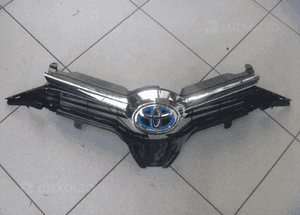 Toyota auris ii lift zderzak przedni oryginał pdc 6