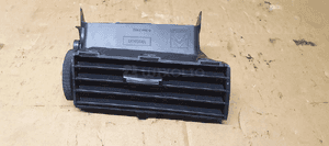 Kratka nawiewu powietrza lewa Citroen C5 III 9682532077 1