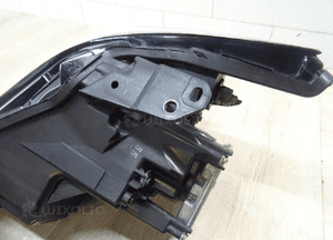 Lampa przód przednia prawa mazda iii 3 bp 8 pin 7