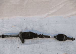 PÓŁOŚ PRAWY PRZÓD 39100BB32B QASHQAI J10 1.5 DCI 1