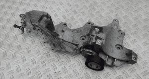 Łapa alternatora vw audi 1.6 tdi cay 03L903143K