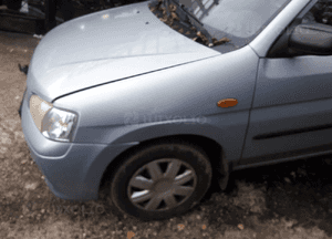 Mazda Demio  99-03 LIFT Maska lampa zderzak pas atrapa 3