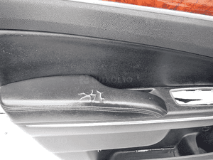 BOCZKI DRZWI CHRYSLER 300C  KOMPLET 7