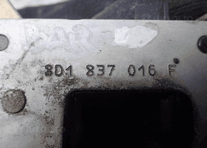 ZAMEK DRZWI PRAWY PRZÓD AUDI A4 B5 8D1837016F RADOM 2