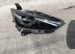 Mazda CX3 CX-3 lampa full led prawy 1