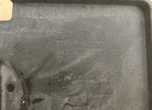 PODSTAWA AKUMULATORA KIA CEED II LIFT 37150-A2000 2