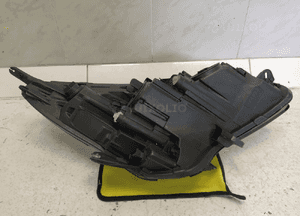 Opel corsa e reflektor lampa lewy przód przednia oryginał 9