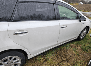 Toyota Prius Plus drzwi lewe prawe przód tył 070 1