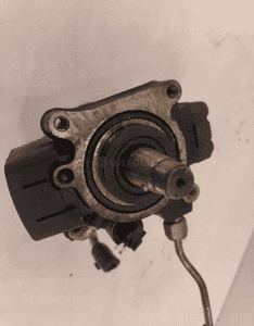 Volkswagen1.6 tdi POMPA WTRYSKOWA 03L130755E USZKODZONA WTYCZKA OD CZUJNIKA 4