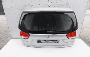 Klapa bagażnika tył citroen c-crosser A31