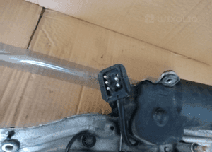 Mechanizm wycieraczek przód przedni Mercedes S-Klasa W126 3