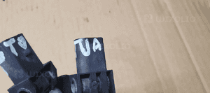 Czujnik uderzeniowy Airbag VW Touareg 7L0909606D 5
