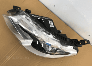 Lampa przód Peugeot 301 lift lewa 17-20r 9817298380 4