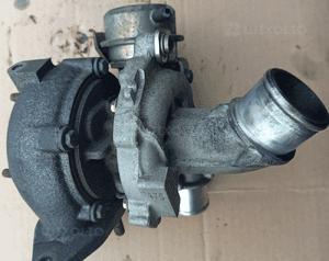 Toyota Yaris II 1.4 D4D turbosprezarka 17201-0N030 4